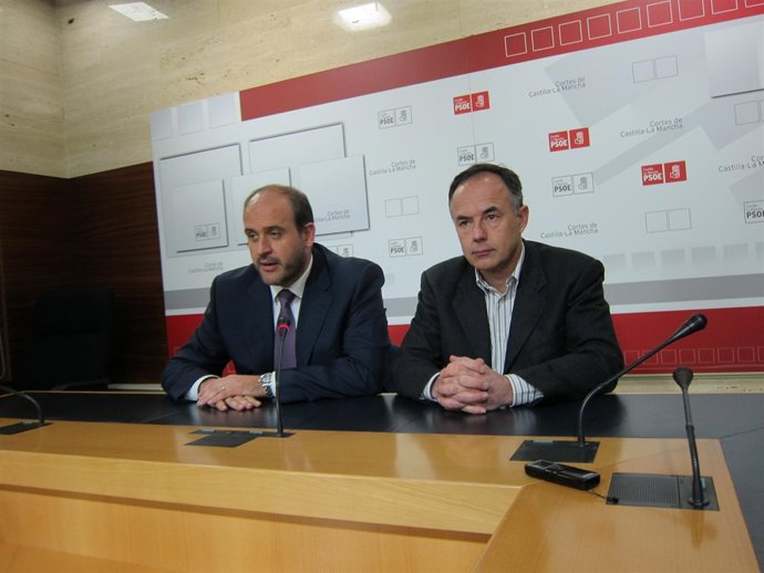 Guijarro En Rueda De Prensa Con Bravo