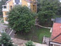 La nieve se deja ver a nivel del mar, pero no se espera que llegue a cuajar, algo que no ocurre desde 1987