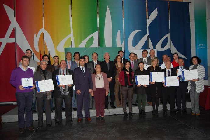 Alonso Entrega Certificaciones De Calidad SICTED A Empresarios De Costa Del Sol 