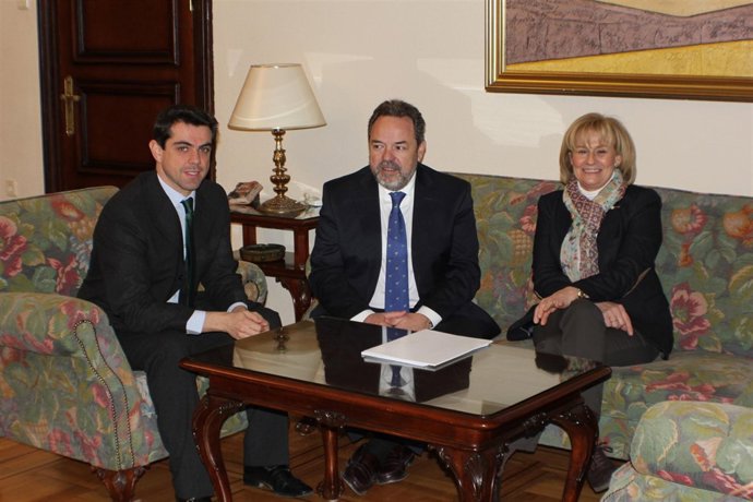 Labrador Reunido Con Bayod