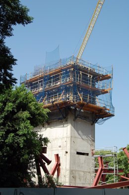 Detalle De Las Obras De La Biblioteca Del Prado De Sevilla