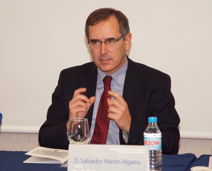 Salvador Martin Algarra, Presidente Del GEM Y Doctor De La CUN.