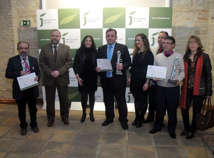 Pérez Y Férriz Con Representantes De Las Firmas Premiadas Por Su Sostenibilidad.
