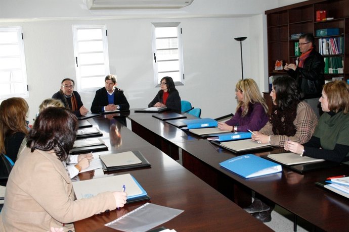 El Diputado De Huelva Juan Serrato En Beas