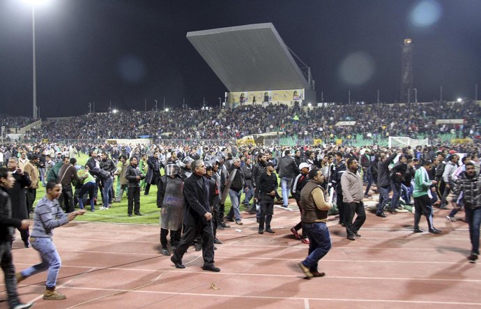 Matanza nel Estadiu De Port Said (Exiptu)