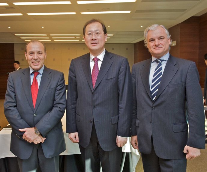 Miguel Guerrero Sedano, Rue Xue-Feng Y Miguel Garrido