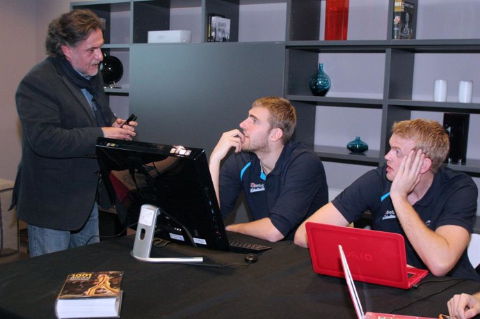 Daniel CLARK Yannick DRIESEN Pepu Hernandez