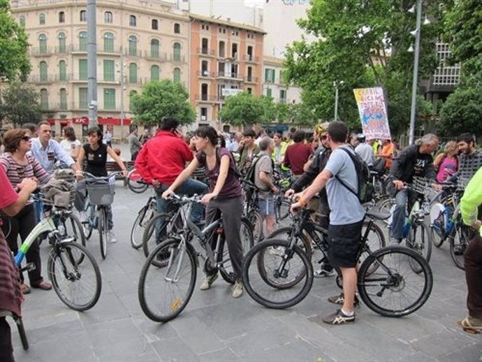 Bicicletada En Palma Realizada En Verano