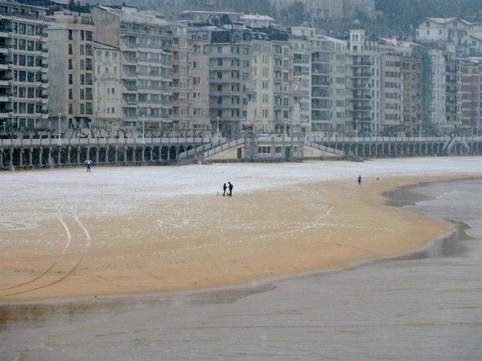 Nieve En La Concha Donostiarra.