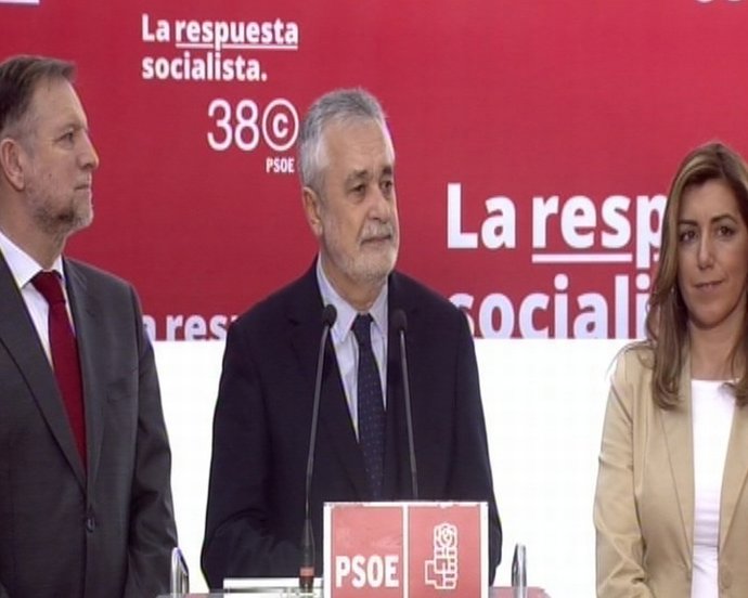 Griñan, "orgulloso" de Rubalcaba y Chacón