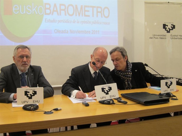 Franciso Llera Presenta El Último Euskobarómetro