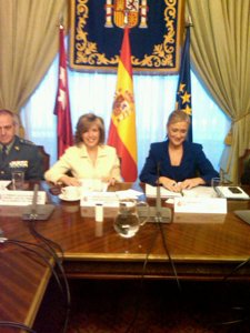Regina Plañiol Y Cristina Cifuentes Se Reúnen En La Delegación Del Gobierno