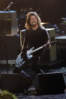 Dave Grohl De La Banda Foo Fighters Durante Un Concierto