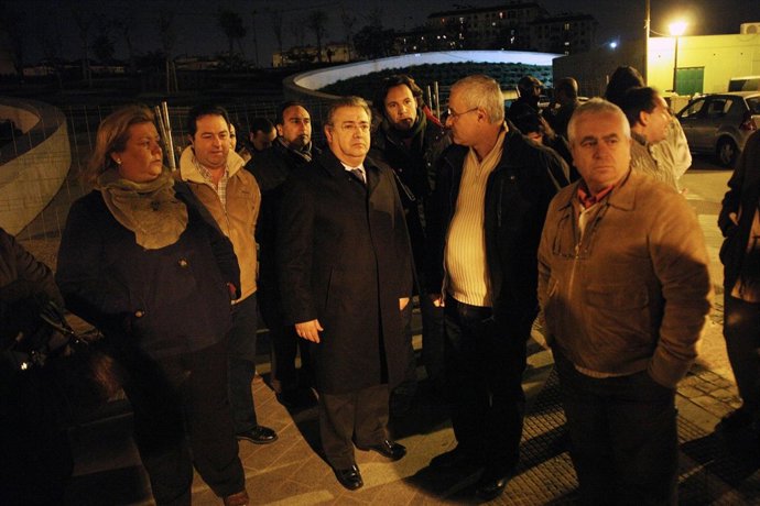 Visita De Zoido A Los Prunos