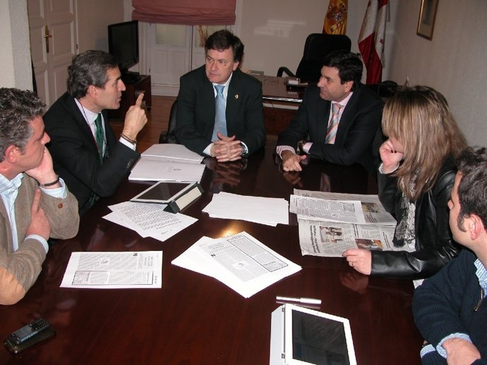 Reunión Del PP De Segovia