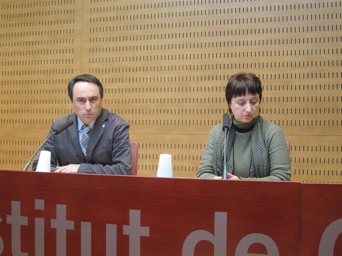 J. Ciurana Y M. Almirall, En La Presentación De Las Fiestas De Sta. Eulàlia