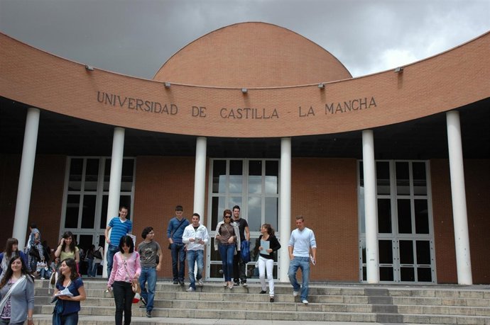 Universidad De Castilla-La Mancha