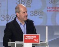 Chaves llama al PSOE a salir "fuerte" del Congreso y a estar "unido" y "al pie del cañón" para ganar el 25M