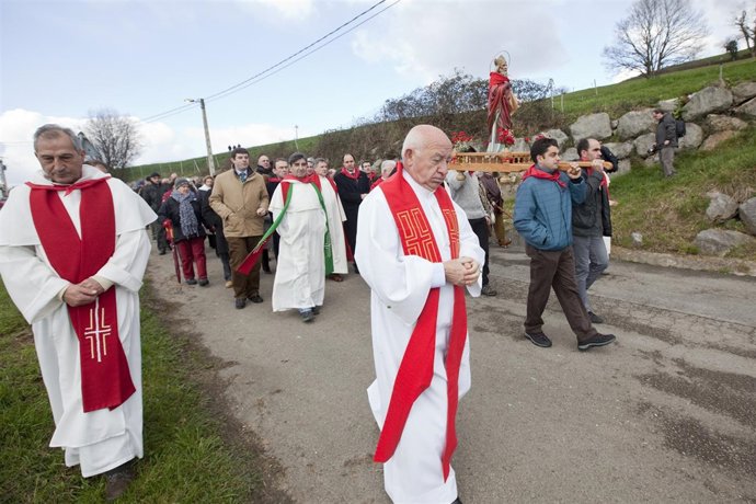 Procesión De La Montaña