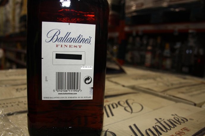 Botellas De Bebidas Alcohólicas Inmovilizadas Por La Policía Local De Málaga