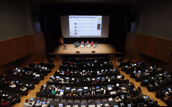 Una Sesión Del Congreso De Periodismo Digital En Huesca