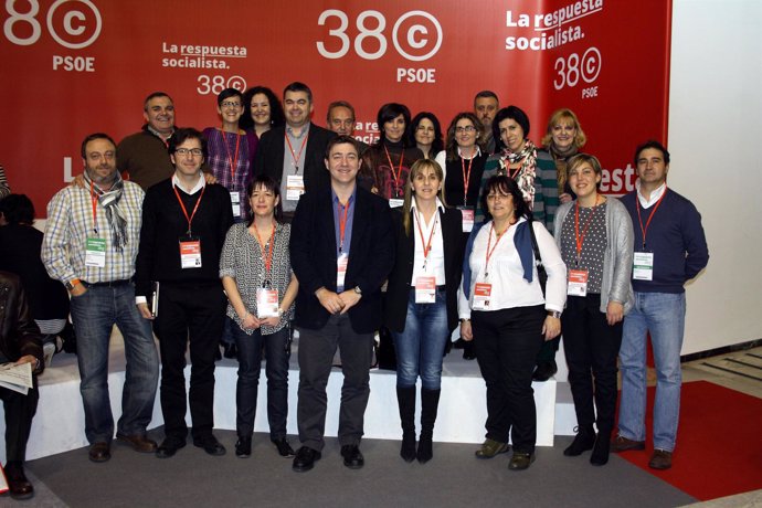 Delegación Del PSN Que Ha Participado En El Congreso Federal Del PSOE En Sevilla
