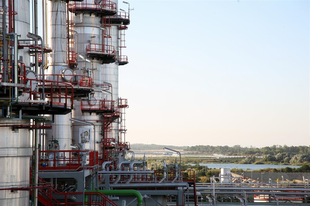 La Rabida Refinery Map Cepsa Refinería La Rábida procesa en 2011 7,9 millones de toneladas de ...