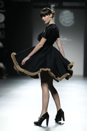 Modelo De Moises Nieto En La Mercedes-Benz Fashion Week Madrid