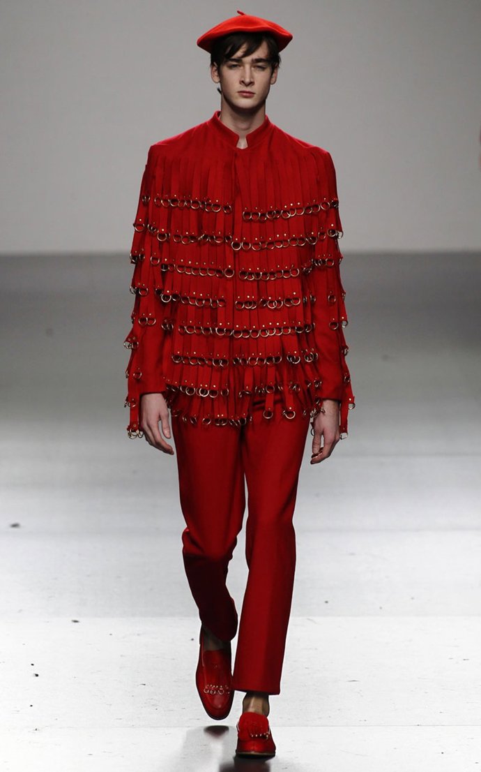 Modelo De Ixone Elzo En La Mercedes-Benz Fashion Week Madrid
