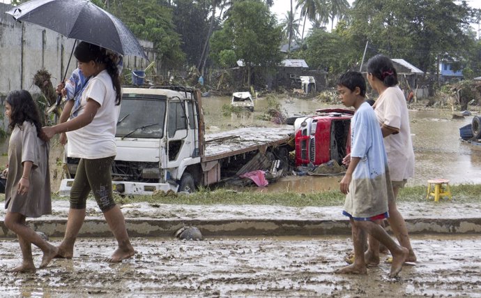 Inundaciones En Filipinas Por El Tifón 'Washi'