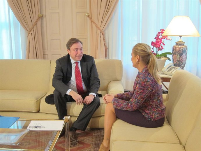 El Alcalde De Getafe, Juan Soler, Y La Delegada Del Gobierno, Cristina Cifuentes