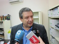 El coordinador de IU en Córdoba rechaza que deba explicaciones a Valderas