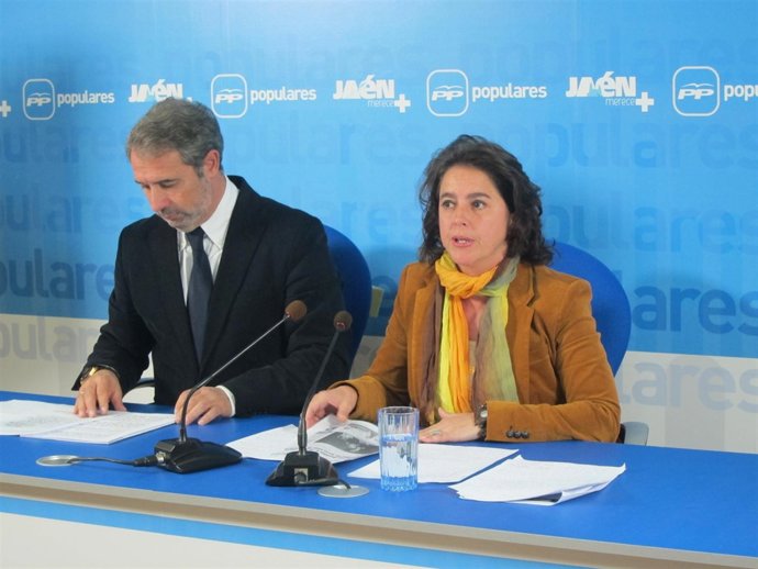 Francisco Armijo Y Catalina García Hacen Balance De La Legislatura Autonómica.