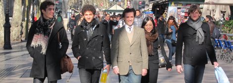 El Bailarín Ángel Corella Presenta 'El Lago De Los Cisnes' En Barcelona