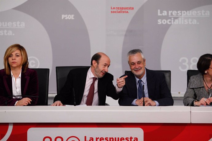 Nueva Ejecutiva Del PSOE Con Alfredo Pérez Rubalcaba Al Frente