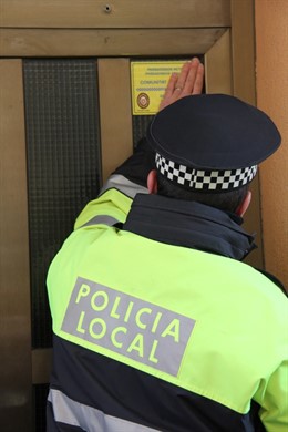 La Policía De Salt Inicia El Programa 'Pasillos Limpios Y Seguros'