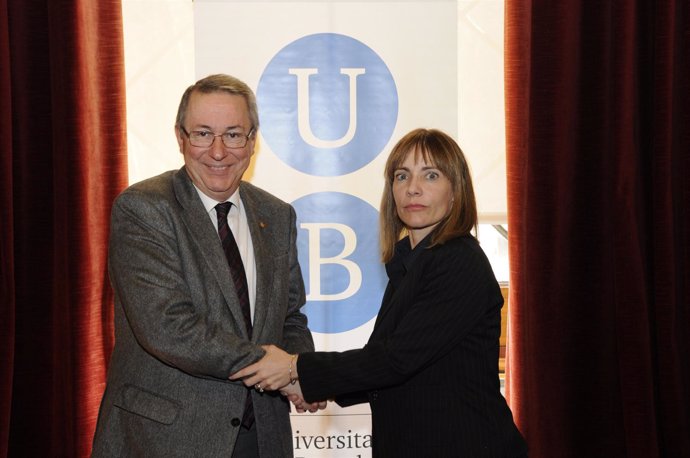 Rector De La UB, Dídac Ramírez, Y Presidenta De Microsoft Ibérica, María Garaña