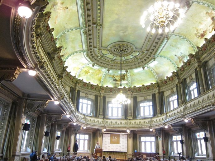 Bidebarrietak "Eztabaidak literaturarekin" saio berri bat jasoko du