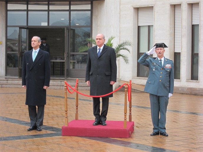 Jorge Fernández En La Jura Del Cargo Del Jefe De La Guardia Civil En Catalunya
