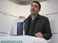 El PSOE-A critica al Gobierno por "tomar como rehenes" a los opositores y pide que "dé marcha atrás"