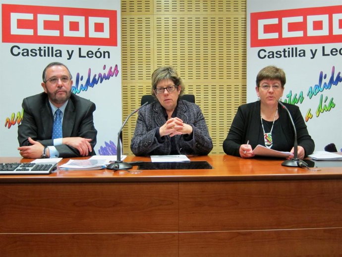 Willfredo Sanguineti, Carmen Bravo Y Eva Espeso, En La Presentdación Del Estudio