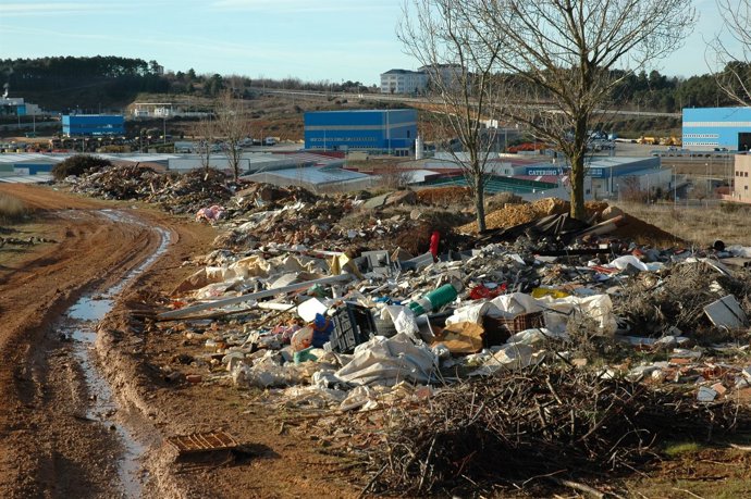 Uno De Los Puntos Del Vertido Ilegal