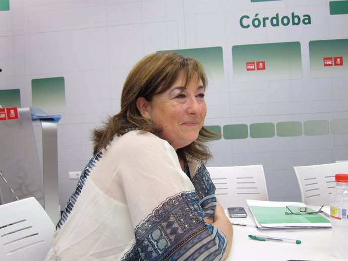 Soledad Pérez En La Sede Del PSOE De Córdoba