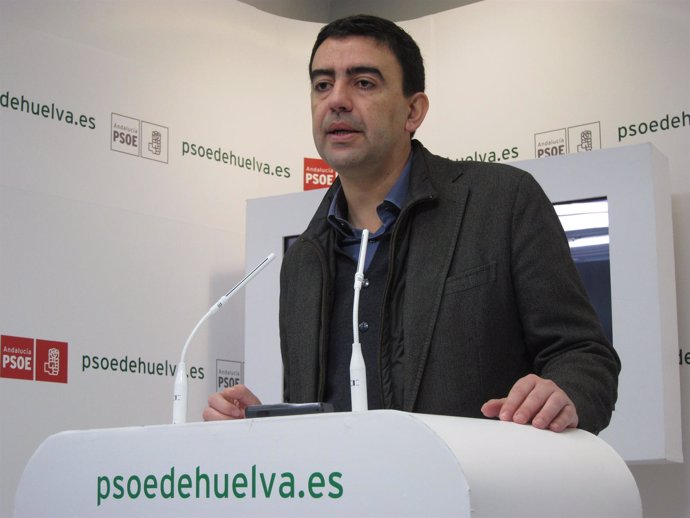 El Secretario General Del PSOE De Huelva, Mario Jiménez, En Rueda De Prensa.