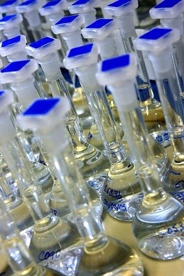 Arrisku biologikoak kontrolatuko ditu laborategi batean EHUk