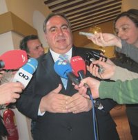 El secretario general del PP C-LM dice que se va a hablar del PHN y no de lo que quiera un presidente autonómico