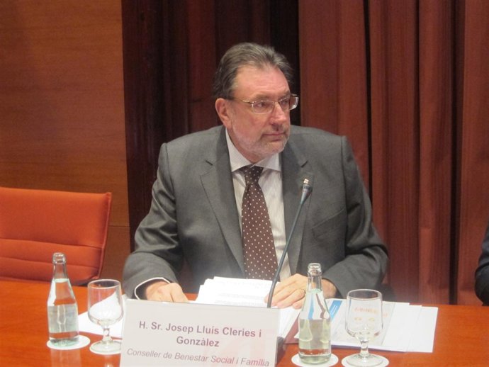El Conseller De Bienestar Social Y Familia, Josep Lluís Cleries