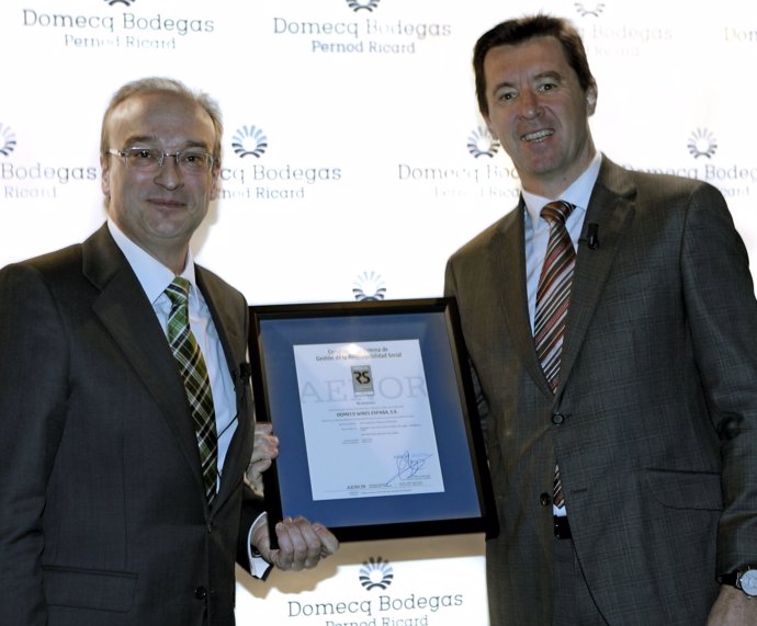 Domecq Bodegas Recibe Certificado 'RS 10' De AENOR