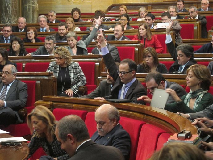 Pleno Del Parlament