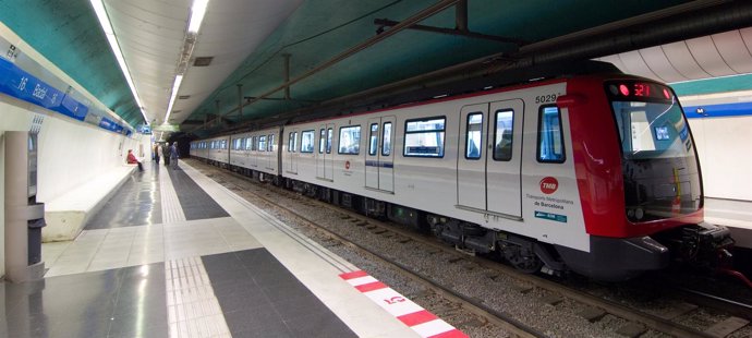 Convoy del metro Línea 5